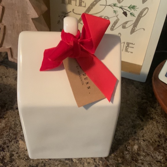 Rae Dunn ‘tis the season birdhouse - Picture 2 of 2